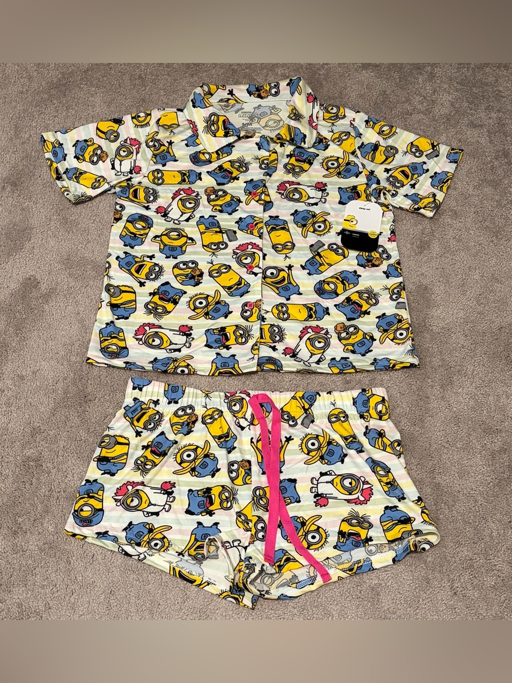 Minions Women’s Sleep Set Size Medium